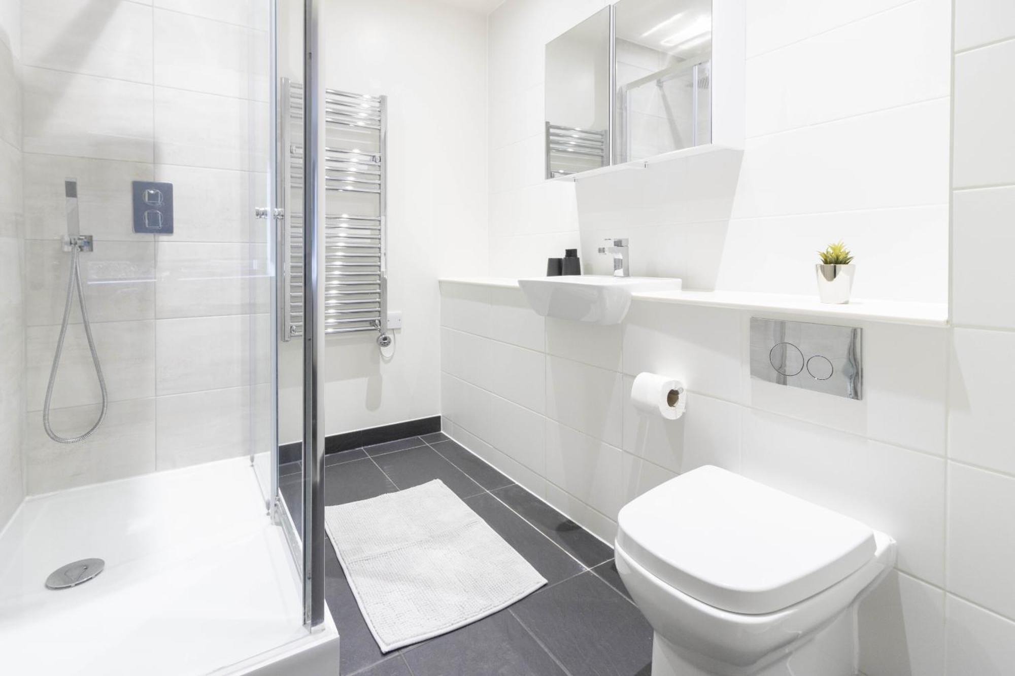 엑서터 Linacre 11 - Modern 2 Bed Behind The Cathedral With Free Parking And Fast Wifi 아파트 외부 사진
