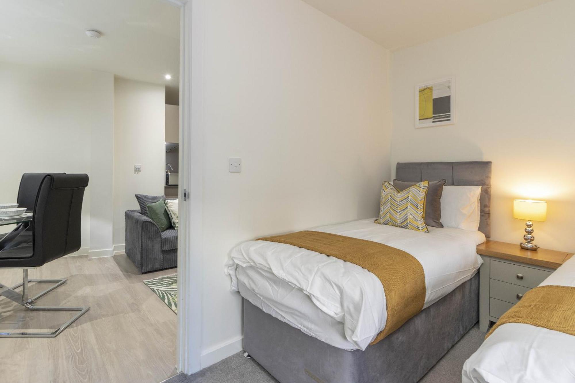 엑서터 Linacre 11 - Modern 2 Bed Behind The Cathedral With Free Parking And Fast Wifi 아파트 외부 사진